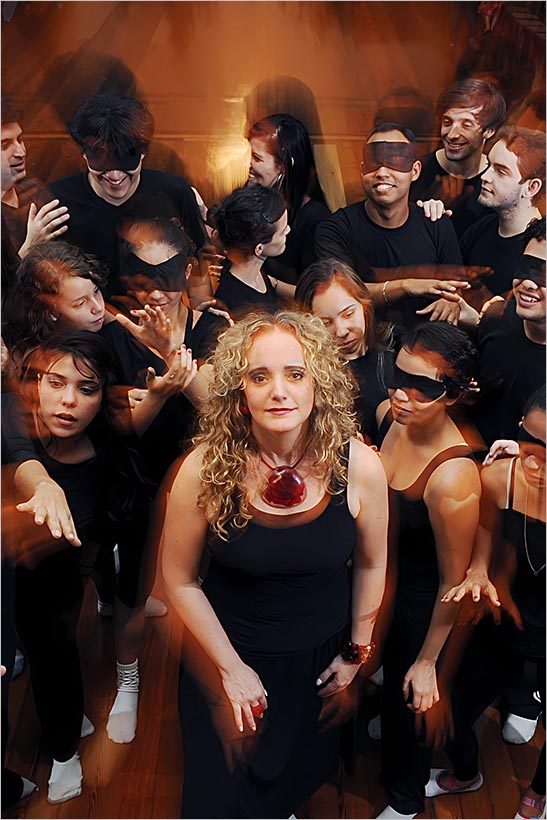 FELIZ ANO NOVO | Companhia Teatro dos Sentidos