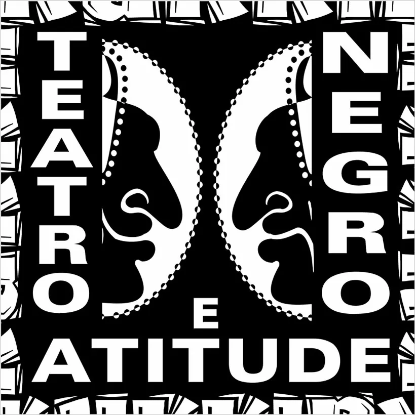 Gráfico em preto e branco com dois perfis espelhados de frente um para o outro, cercados por texto em negrito com a inscrição TEATRO NEGRO E ATITUDE em todos os lados. A borda decorativa com padrões abstratos emoldura a imagem.